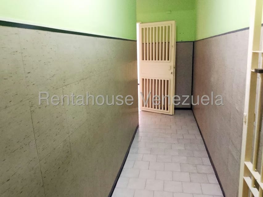 Comercial (Edificio) en Venta en Guarenas, Miranda - 10