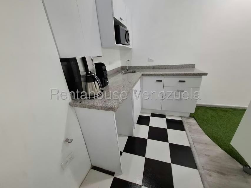 Comercial (Oficina) en Alquiler en Macaracuay, Distrito Metropolitano - 14