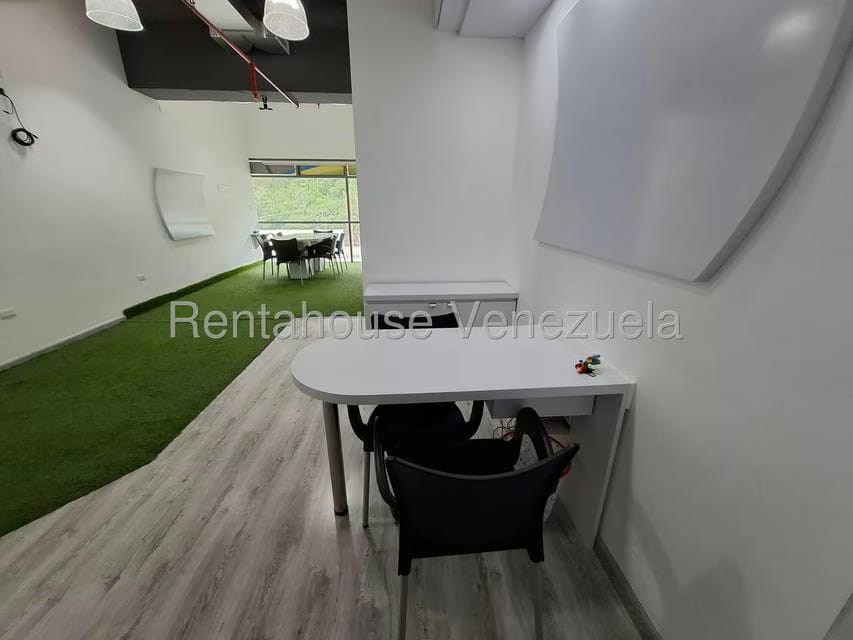 Comercial (Oficina) en Alquiler en Macaracuay, Distrito Metropolitano - 15