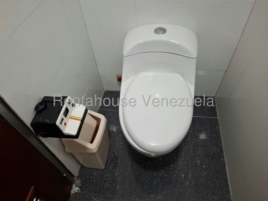 Comercial (Oficina) en Alquiler en Macaracuay, Distrito Metropolitano - 19