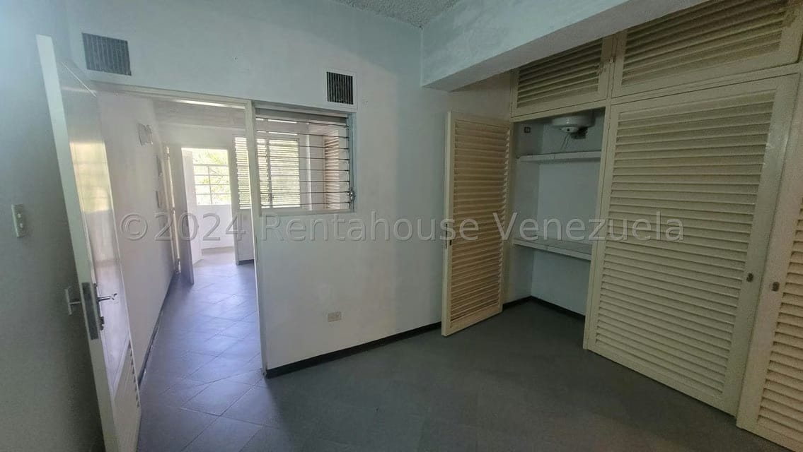 Apartamento (Multiples Niveles) en Venta en Los Samanes, Distrito Metropolitano - 75