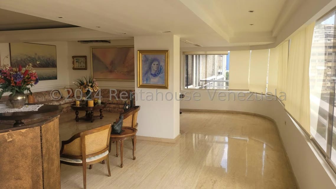 Apartamento (Multiples Niveles) en Venta en Los Samanes, Distrito Metropolitano - 10