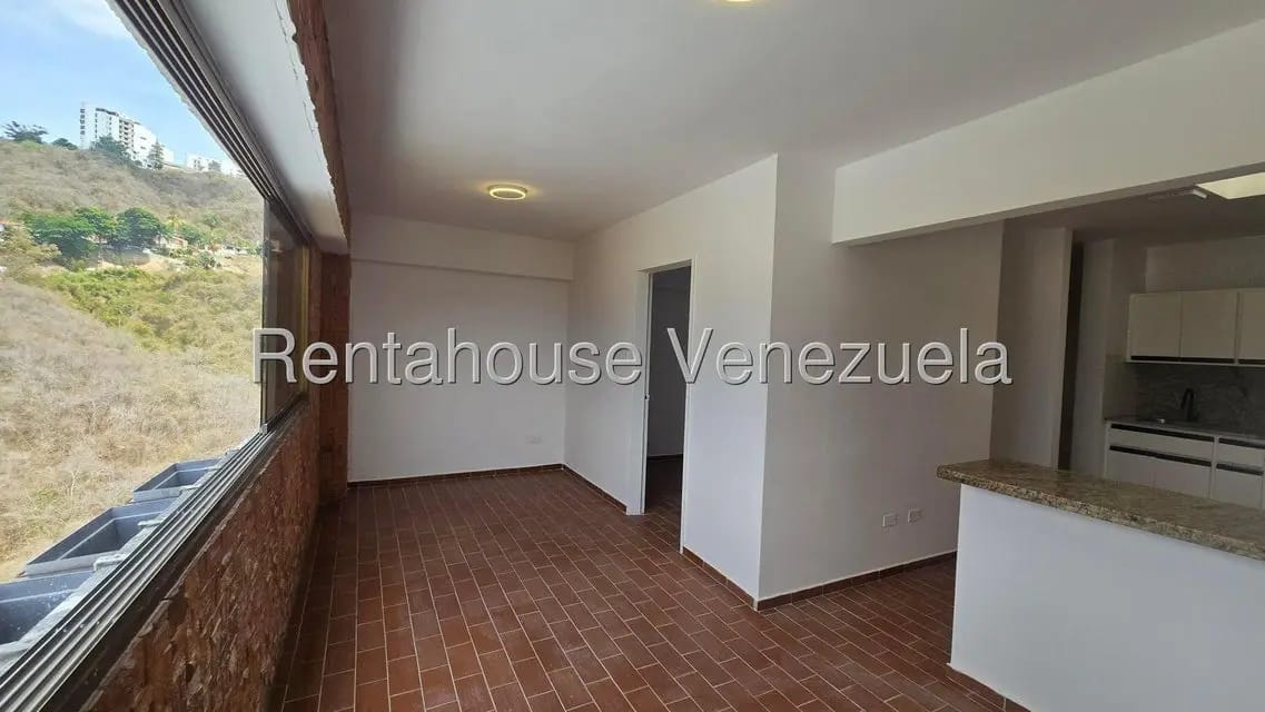 Apartamento (1 Nivel) en Alquiler en Santa Rosa de Lima, Distrito Metropolitano - 2