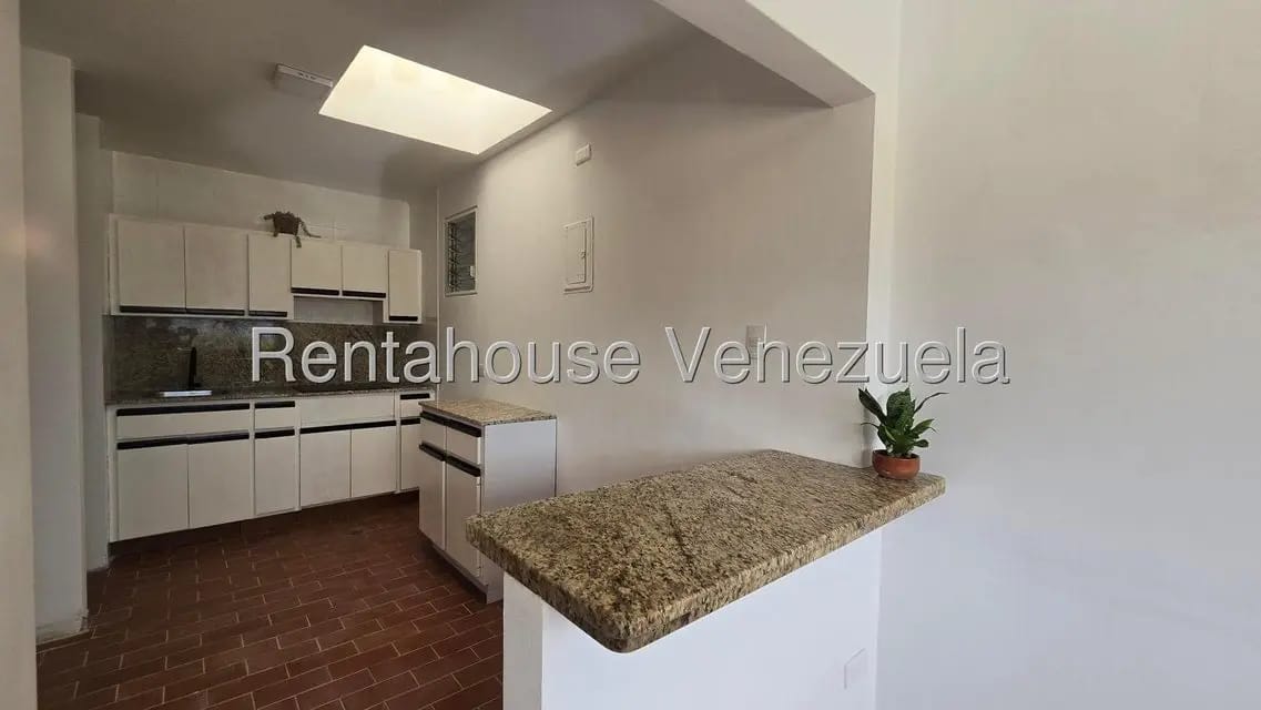 Apartamento (1 Nivel) en Alquiler en Santa Rosa de Lima, Distrito Metropolitano - 3