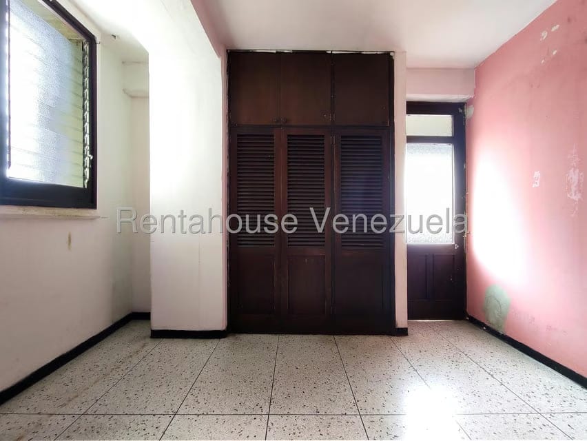 Apartamento (1 Nivel) en Alquiler en Centro, Lara - 17