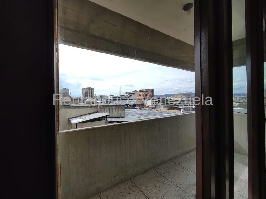 Apartamento (1 Nivel) en Alquiler en Centro, Lara - 7