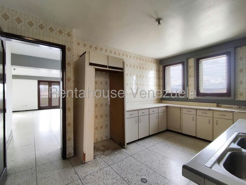 Apartamento (1 Nivel) en Alquiler en Centro, Lara - 8