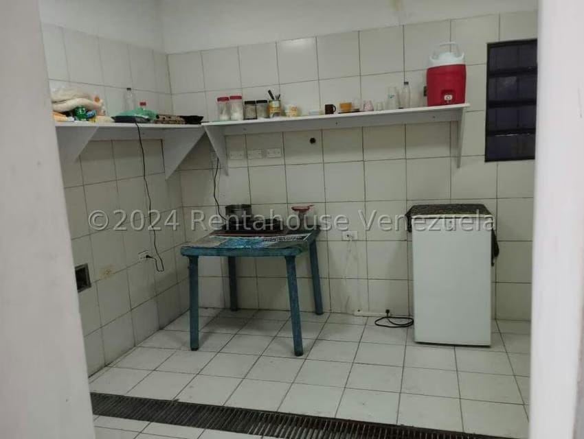 Comercial (Local Comercial) en Alquiler en Catia, Distrito Metropolitano - 15