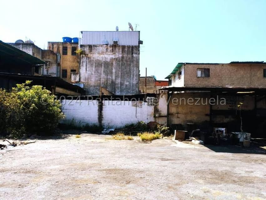 Comercial (Local Comercial) en Alquiler en Catia, Distrito Metropolitano - 30