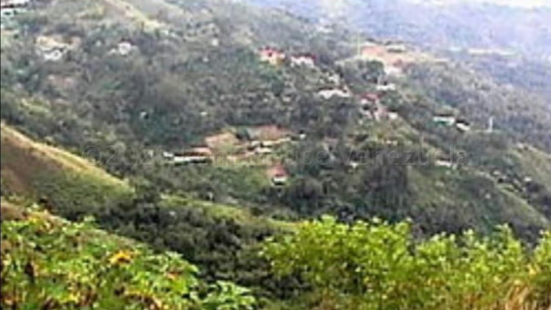 Terreno (Residencial) en Venta en El Hatillo, Distrito Metropolitano - 2