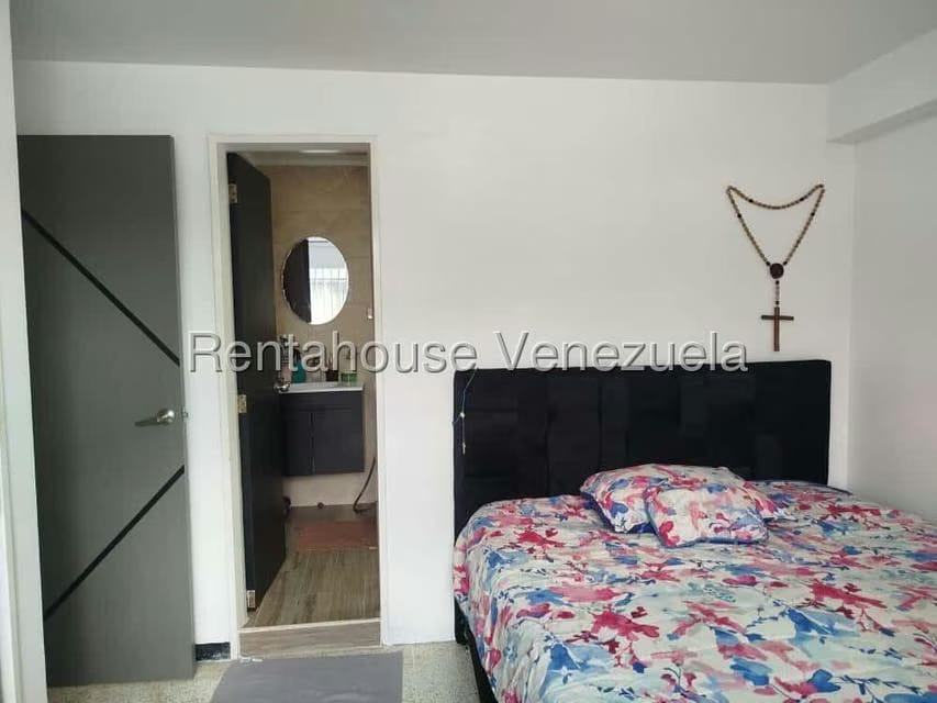 Apartamento (1 Nivel) en Venta en La Florida, Distrito Metropolitano - 11