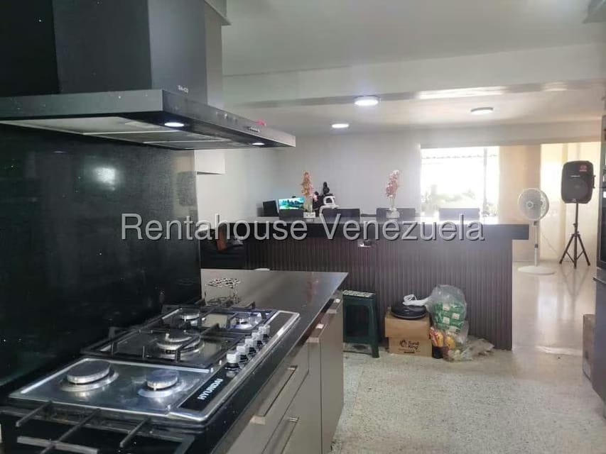 Apartamento (1 Nivel) en Venta en La Florida, Distrito Metropolitano - 22