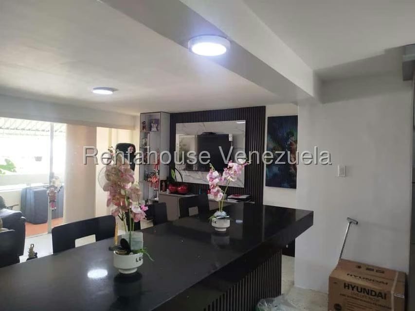 Apartamento (1 Nivel) en Venta en La Florida, Distrito Metropolitano - 23