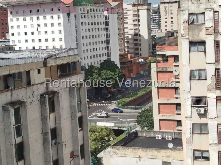 Apartamento (1 Nivel) en Venta en La Florida, Distrito Metropolitano - 33