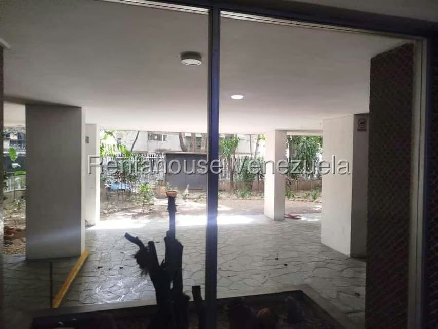 Apartamento (1 Nivel) en Venta en La Florida, Distrito Metropolitano - 5