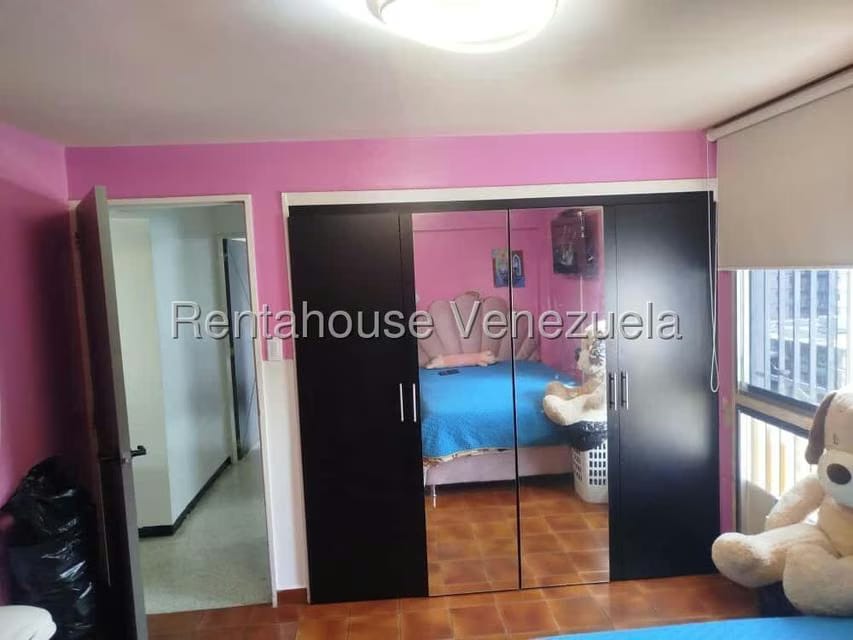 Apartamento (1 Nivel) en Venta en La Florida, Distrito Metropolitano - 10
