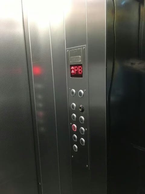 Apartamento (1 Nivel) en Venta en Lomas de La Lagunita, Distrito Metropolitano - 31