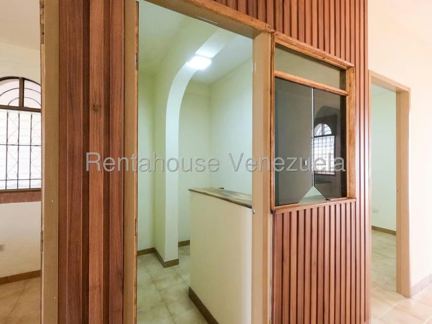Casa (1 Nivel) en Venta en Centro, Lara - 13