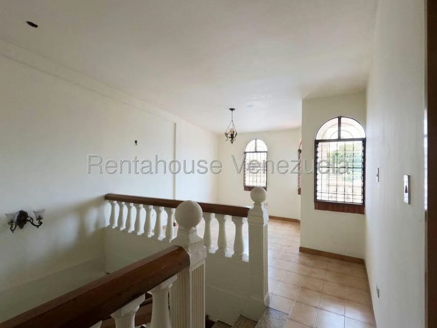 Casa (1 Nivel) en Venta en Centro, Lara - 16