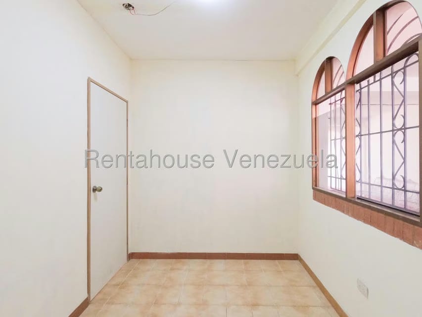 Casa (1 Nivel) en Venta en Centro, Lara - 8