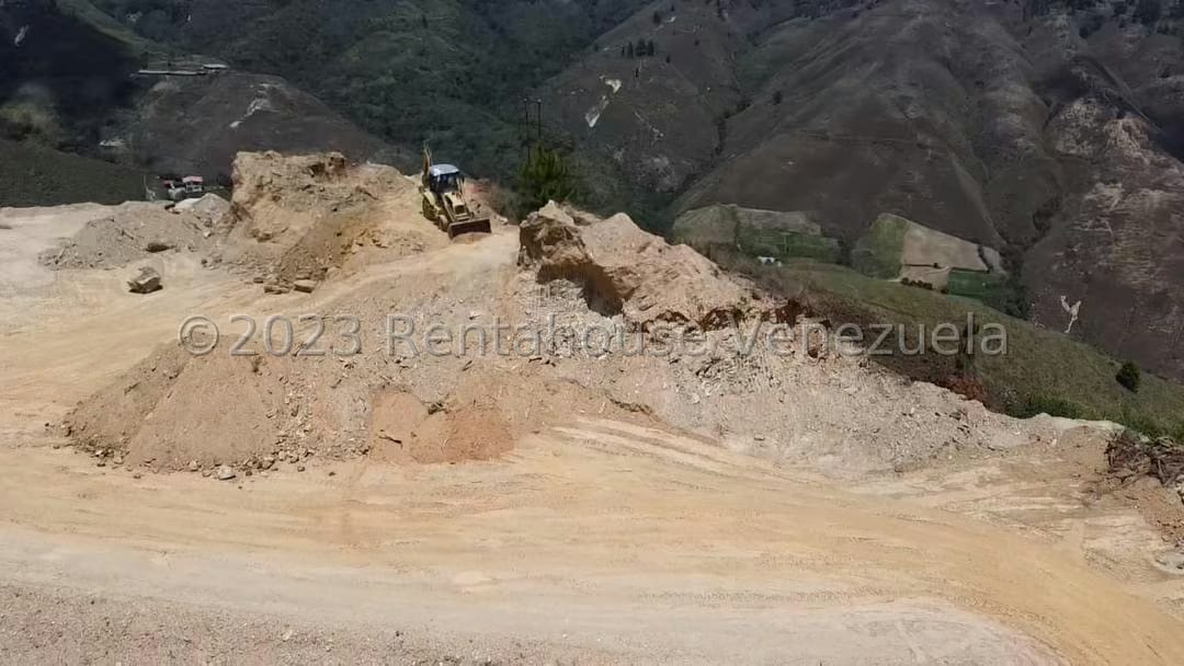 Terreno (Comercial) en Venta en Potrerito, Miranda - 4
