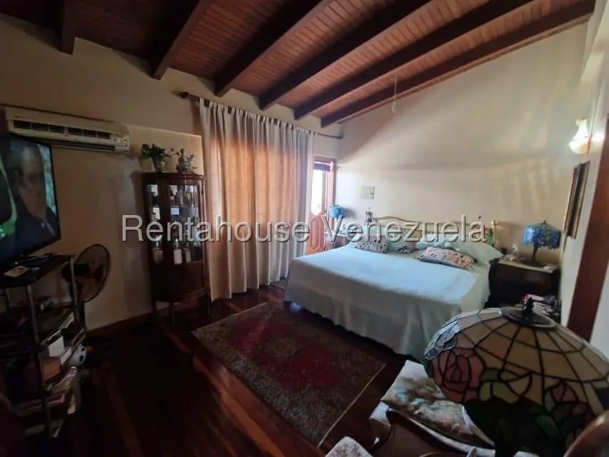 Casa (1 Nivel) en Venta en Santa Paula, Distrito Metropolitano - 11