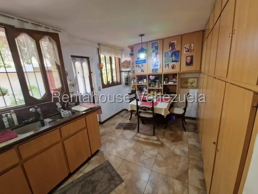 Casa (1 Nivel) en Venta en Santa Paula, Distrito Metropolitano - 23
