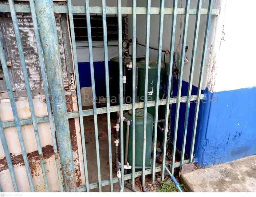 Comercial (Oficina) en Alquiler en Barrio Libertad, Zulia - 12