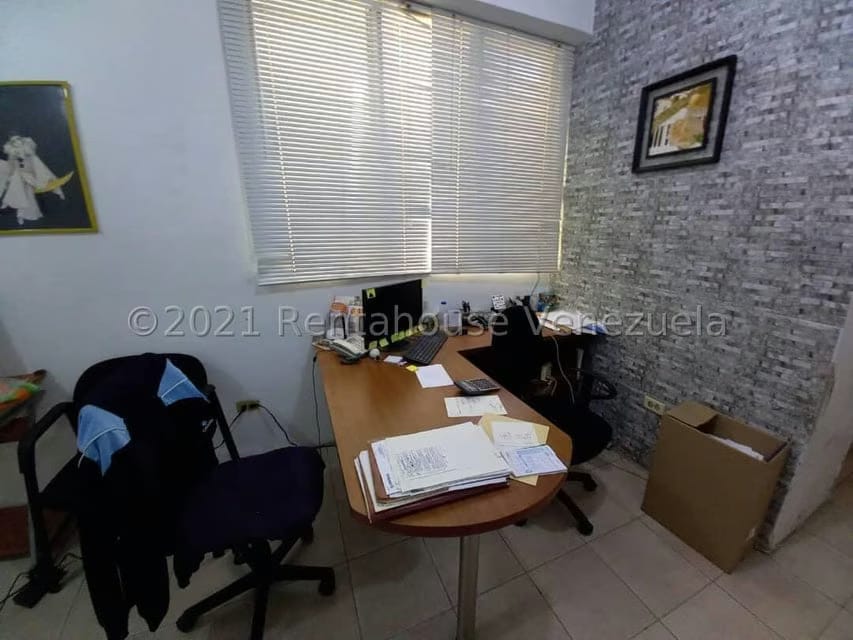 Comercial (Edificio) en Venta en Municipio Guaicaipuro, Miranda - 5