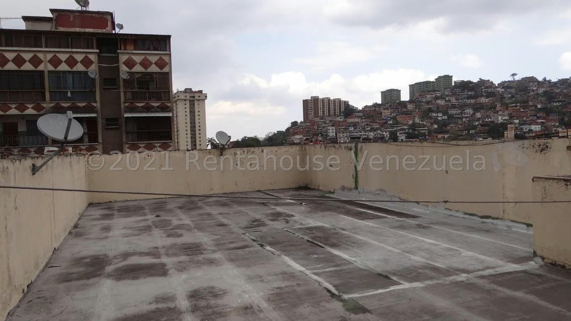 Comercial (Edificio) en Venta en Municipio Guaicaipuro, Miranda - 41