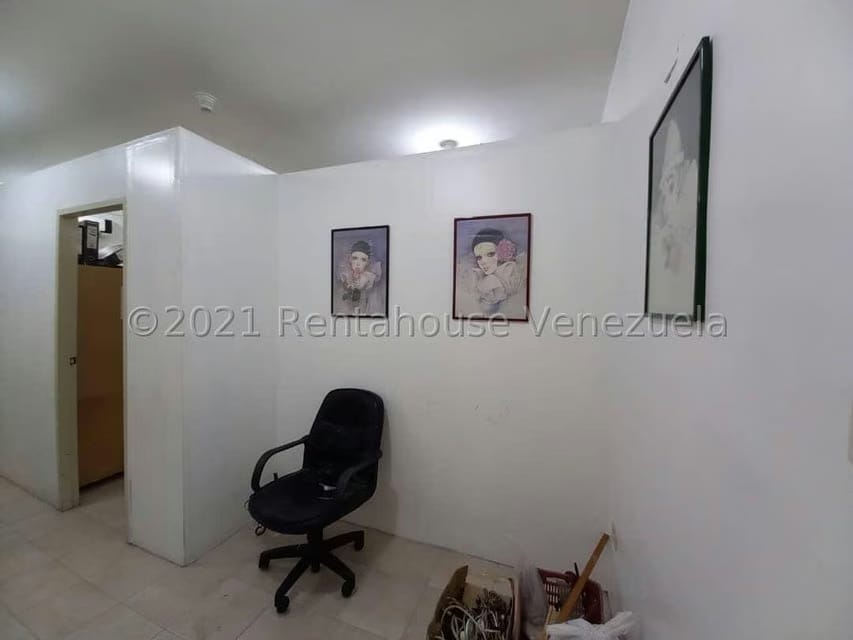 Comercial (Edificio) en Venta en Municipio Guaicaipuro, Miranda - 7