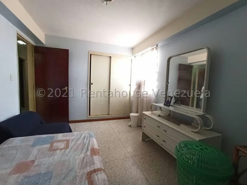 Apartamento (1 Nivel) en Venta en Urbanizacion El Centro, Aragua - 23