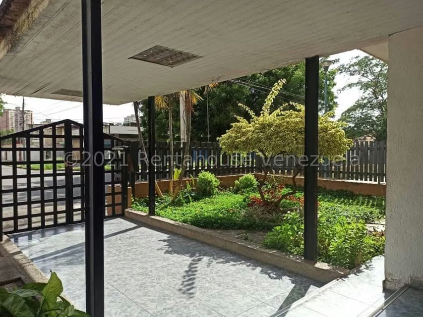 Apartamento (1 Nivel) en Venta en Urbanizacion El Centro, Aragua - 4