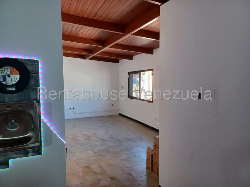 Casa (Multipes Niveles) en Venta en Los Rosales, Distrito Metropolitano - 20