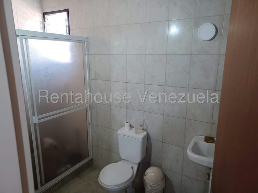 Casa (Multipes Niveles) en Venta en Los Rosales, Distrito Metropolitano - 22
