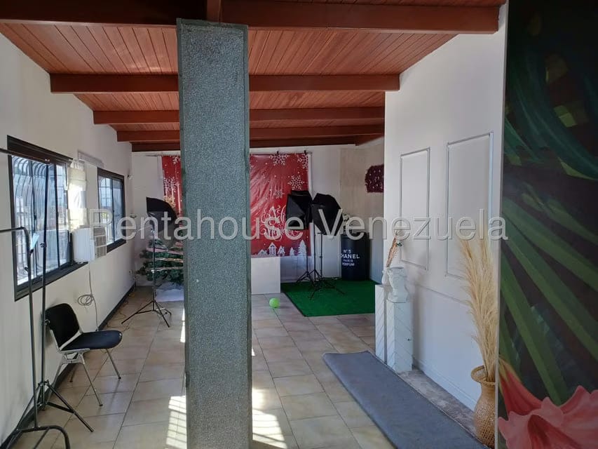 Casa (Multipes Niveles) en Venta en Los Rosales, Distrito Metropolitano - 29
