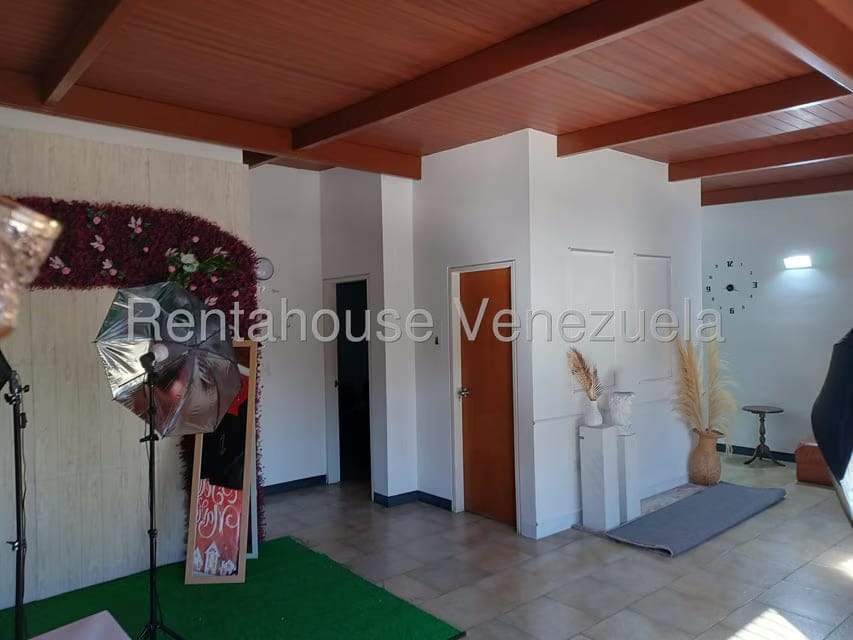 Casa (Multipes Niveles) en Venta en Los Rosales, Distrito Metropolitano - 33