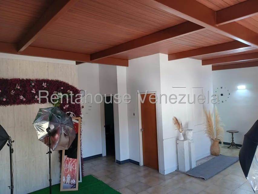 Casa (Multipes Niveles) en Venta en Los Rosales, Distrito Metropolitano - 34