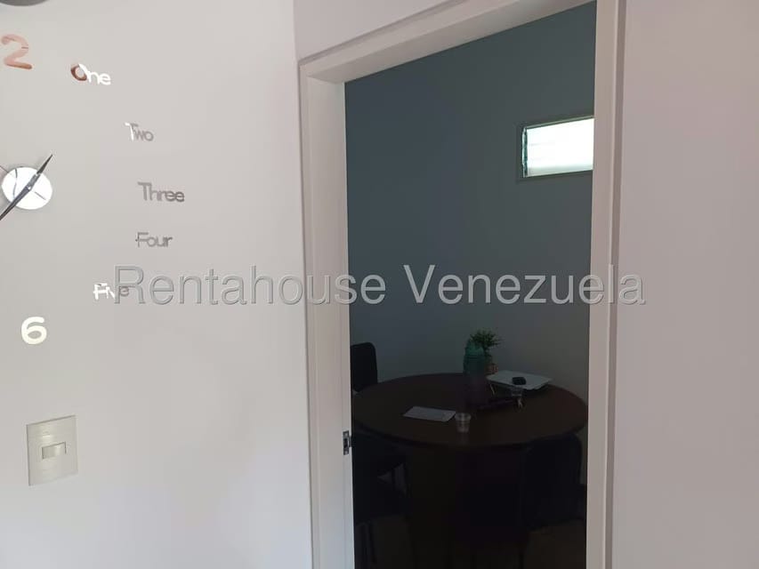Casa (Multipes Niveles) en Venta en Los Rosales, Distrito Metropolitano - 35