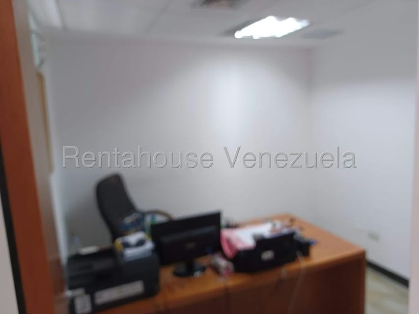 Casa (Multipes Niveles) en Venta en Los Rosales, Distrito Metropolitano - 10