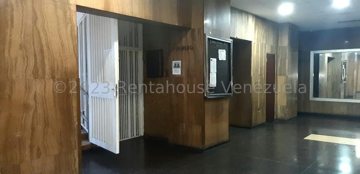 Comercial (Oficina) en Alquiler en Parroquia Catedral, Distrito Metropolitano - 2