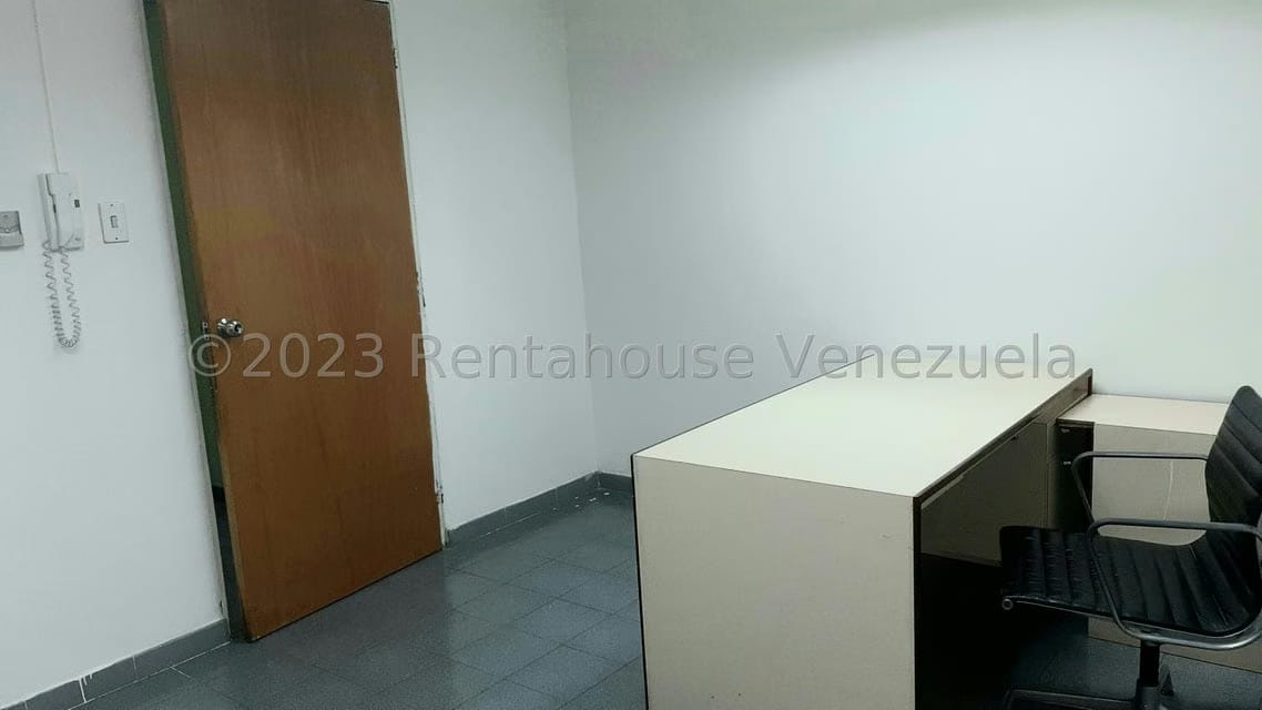 Comercial (Oficina) en Alquiler en Parroquia Catedral, Distrito Metropolitano - 10
