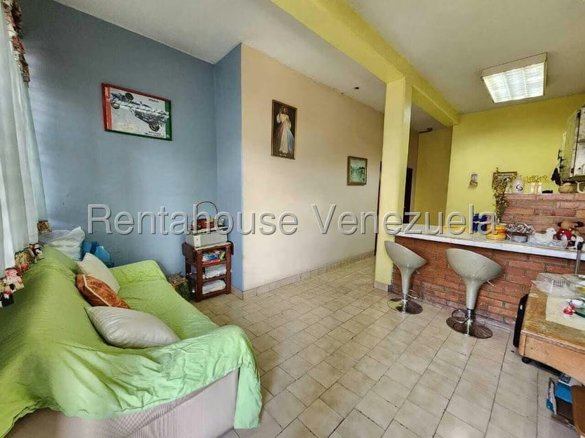 Comercial (Edificio) en Venta en Zona Industrial 1, Lara - 28