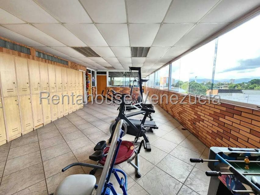 Comercial (Edificio) en Venta en Zona Industrial 1, Lara - 36