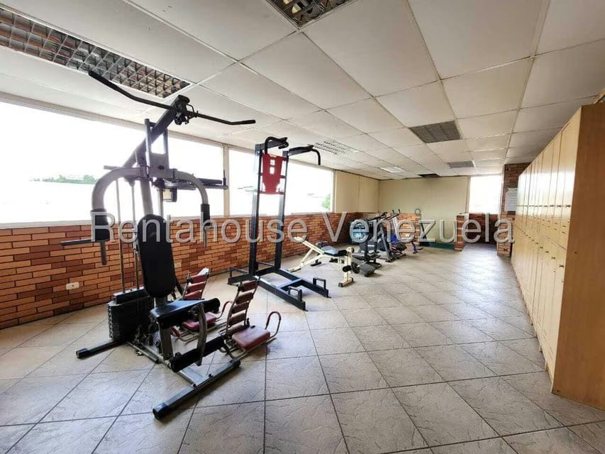 Comercial (Edificio) en Venta en Zona Industrial 1, Lara - 37
