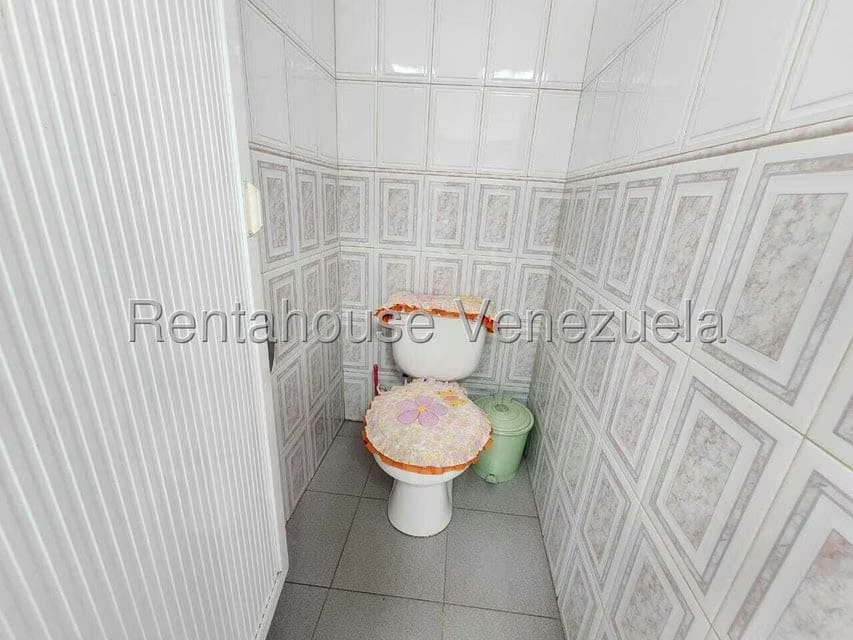 Comercial (Edificio) en Venta en Zona Industrial 1, Lara - 43