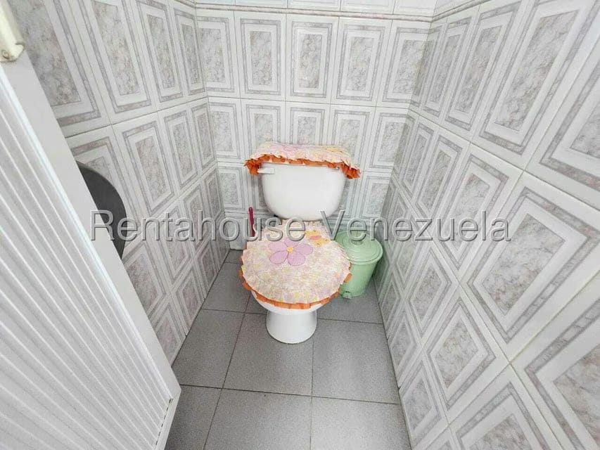 Comercial (Edificio) en Venta en Zona Industrial 1, Lara - 44