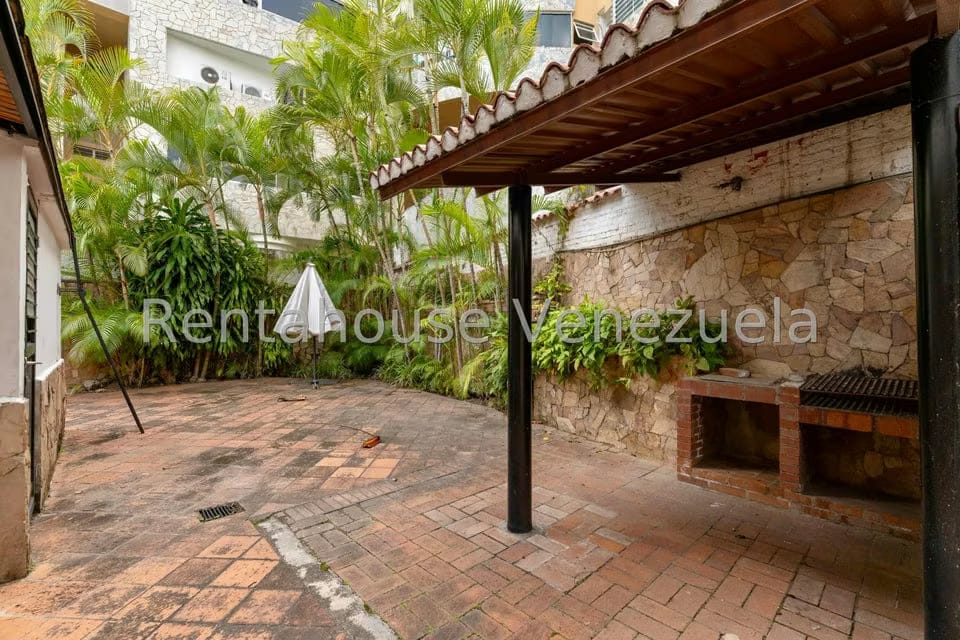 Casa (Multipes Niveles) en Venta en Los Naranjos de Las Mercedes, Distrito Metropolitano - 38