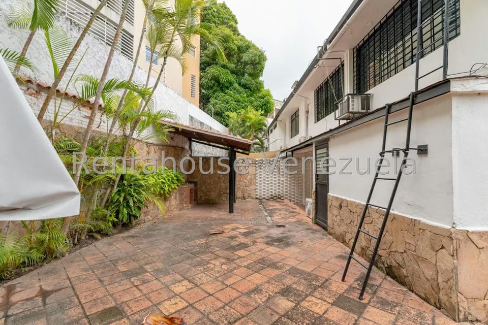 Casa (Multipes Niveles) en Venta en Los Naranjos de Las Mercedes, Distrito Metropolitano - 42