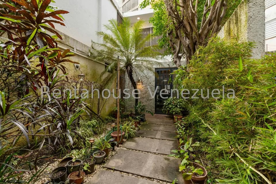Casa (Multipes Niveles) en Venta en Los Naranjos de Las Mercedes, Distrito Metropolitano - 62